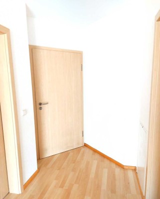 Attraktive 4-Zimmer-Maisonette-Wohnung mit Balkon und EBK in Dornstetten