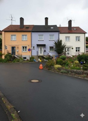 6-Zimmer Reihenmittelhaus mit Garage (auch auf Kleinanzeigen)