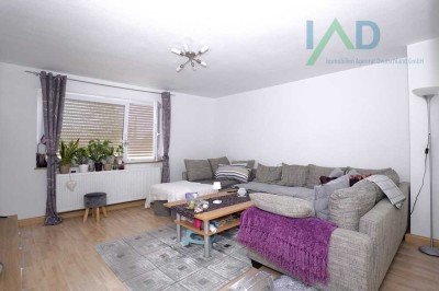 *** Zentral gelegene, schöne 2 Zimmer, Küche, Bad Wohnung mit Balkon ***