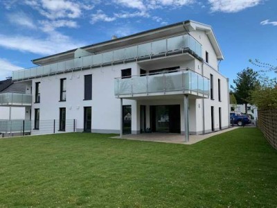 Top-Lage: ruhige, moderne 3- Zimmer-Gartenwohnung mit großer 20 qm-Terrasse