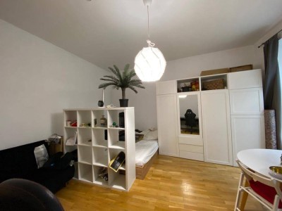 Altbauwohnung beim Franz Josefs Bahnhof