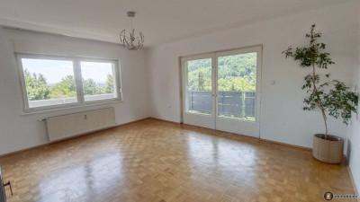 Große Eigentumswohnung mit herrlicher Aussicht
