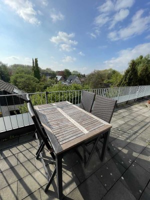 Helle 2-Zimmer-Wohnung mit Balkon