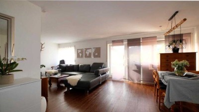 Großzügige, gepflegte 3,5 Zimmer Maisonette Wohnung unmittelbar am Rhein, in Büsingen am Hochrhein!!