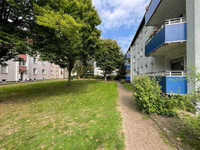 3 Zimmerwohnung mit Balkon im EG ab sofort frei!