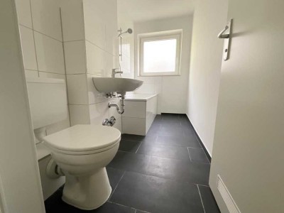 Wir renovieren für Sie eine 3-Zimmer-Wohnung mit neuem Bad und Balkon!