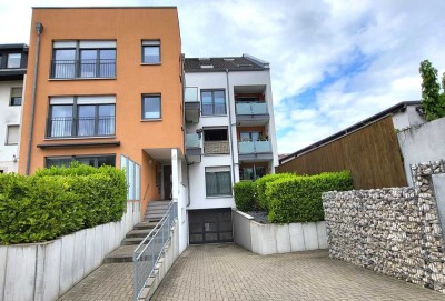 Exklusive 2-Raum-Hochparterre-Wohnung mit gehobener Innenausstattung mit EBK in Hürth