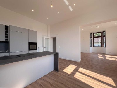 +++ High End Living mit Altbauflair – Erstbezug in luxuriös kernsanierter 3,5-Zimmer-Wohnung!