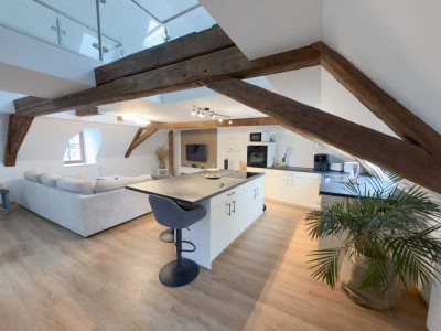 Wohnen, Arbeiten & Wohlfühlen - 4-Zimmer-Dachterrassentraum vor den Toren Münchens