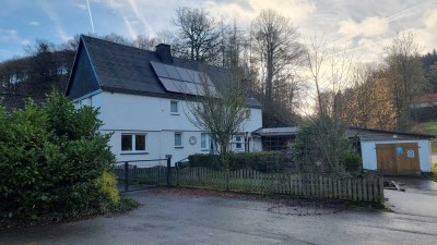 ***Gemütliches, altes Bauernhaus in Niederhenneborn***
