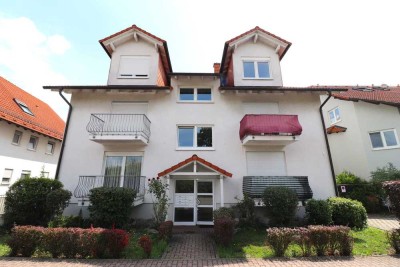 Einziehen und Wohlfühlen – Lichtdurchflutete & moderne 3-ZKB-DG ETW mit Balkon, Einbauküche & TG-SP