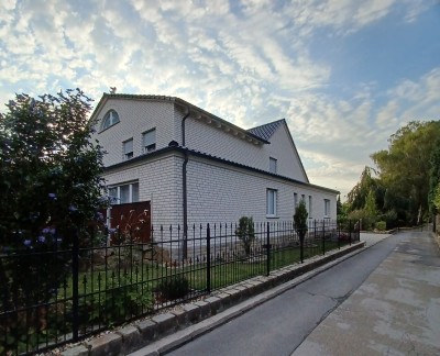 Barrierefreie Wohnung mit Terrasse in ruhiger Wohnlage im Zweifamilienhaus