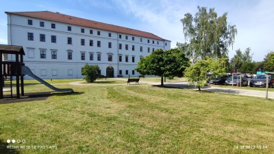 seniorengerechte frisch renovierte 2-Raumwohnung mit Aufzug