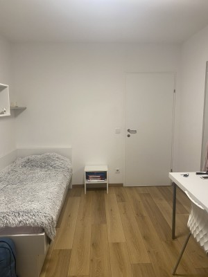 Frau für ein WG-Zimmer gesuchht