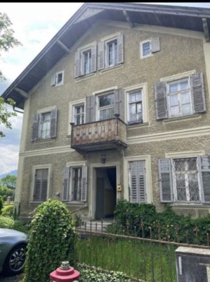 Mehrfamilienhaus zum Kernsanieren