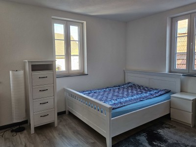 Gemütliches, helles Zimmer in 3er WG (21 qm) – 2023 saniert – S-Bahn Anbindung