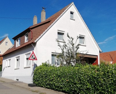 Schönes Einfamilienhaus mit sonnigem Garten