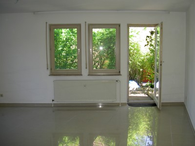 Schöne, sonnige 2-Zimmer-Erdgeschosswohnung mit Terrasse und Garten in Filderstadt