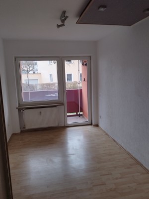 Ansprechende Aufteilung auf 94 m² und 4 Zimmer im EG mit Balkon