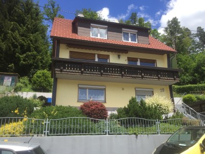 Freistehendes EFH mit Einliegerwohnung in Albstadt-Laufen mit unverbaubarem Ausblick und riesiger Terasse