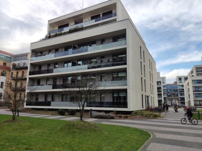 Exklusive 4-Zi Wohnung in Charlottenburg mit Einbauküche, 2 Balkons, Gäste Bad, Abstellraum, Keller, Tiefgarage