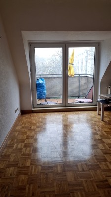 Attraktive und gepflegte 3-Zimmer-Dachgeschosswohnung