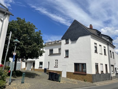 Gemütliches Stadthaus im Herzen von Polch mit Garage und EBK