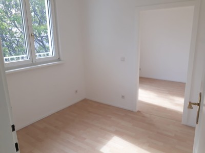 helle Dachgeschoßwohnung