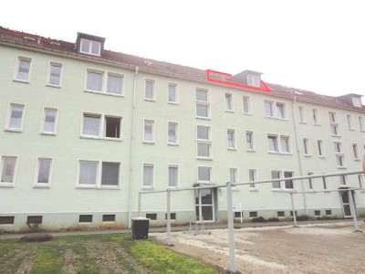 ! Gemütliche 2-Raum-DG-Wohnung, inkl Stellplatz bei Altenburg/ Meuselwitz sucht neue Mieter !