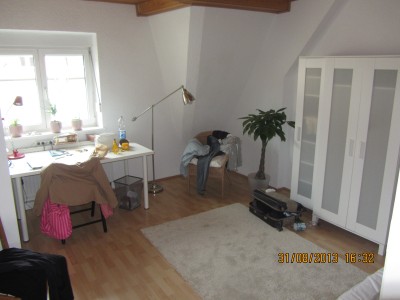 ab 1.1./1.2. möbliertes 18m²- Zi. in 75m²-Wohnung alle NK incl. 440 € 200Mbit-Internet & TV etc.