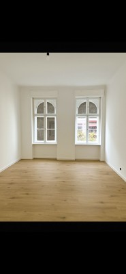 Kernsanierte 1 Zimmerwohnung! Erstbezug