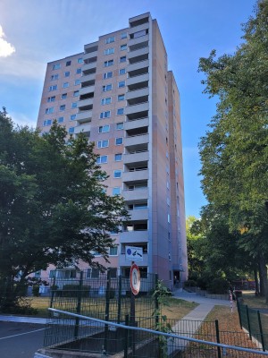 Gepflegte 3 ZKB mit Balkon und Garage