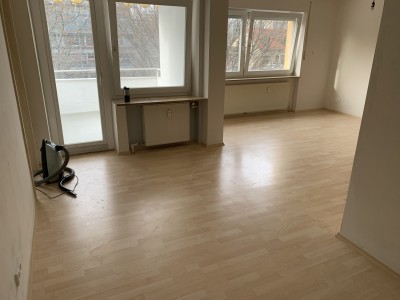 4-Zimmer-Wohnung mit Balkon in München-Fürstenried
