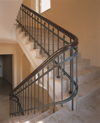 schöne 2 Zi. Wohnung mit Einbauküche und Balkon