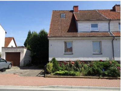 4 Zimmer Wohnung (Doppelhaushälfte) mit Balkon
